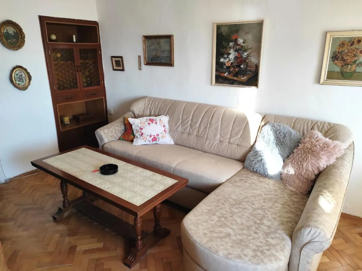 Apartment Apartman Natali Crikvenica